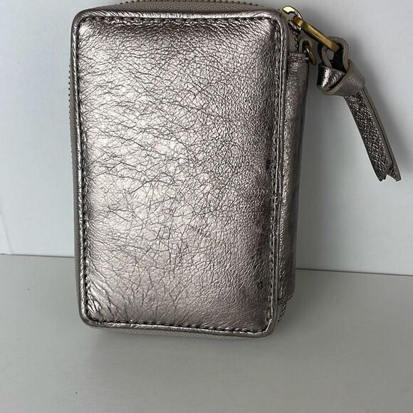 Metallic Woven Leather Zip Around Credit Card Wallet - Picture 2 of 9